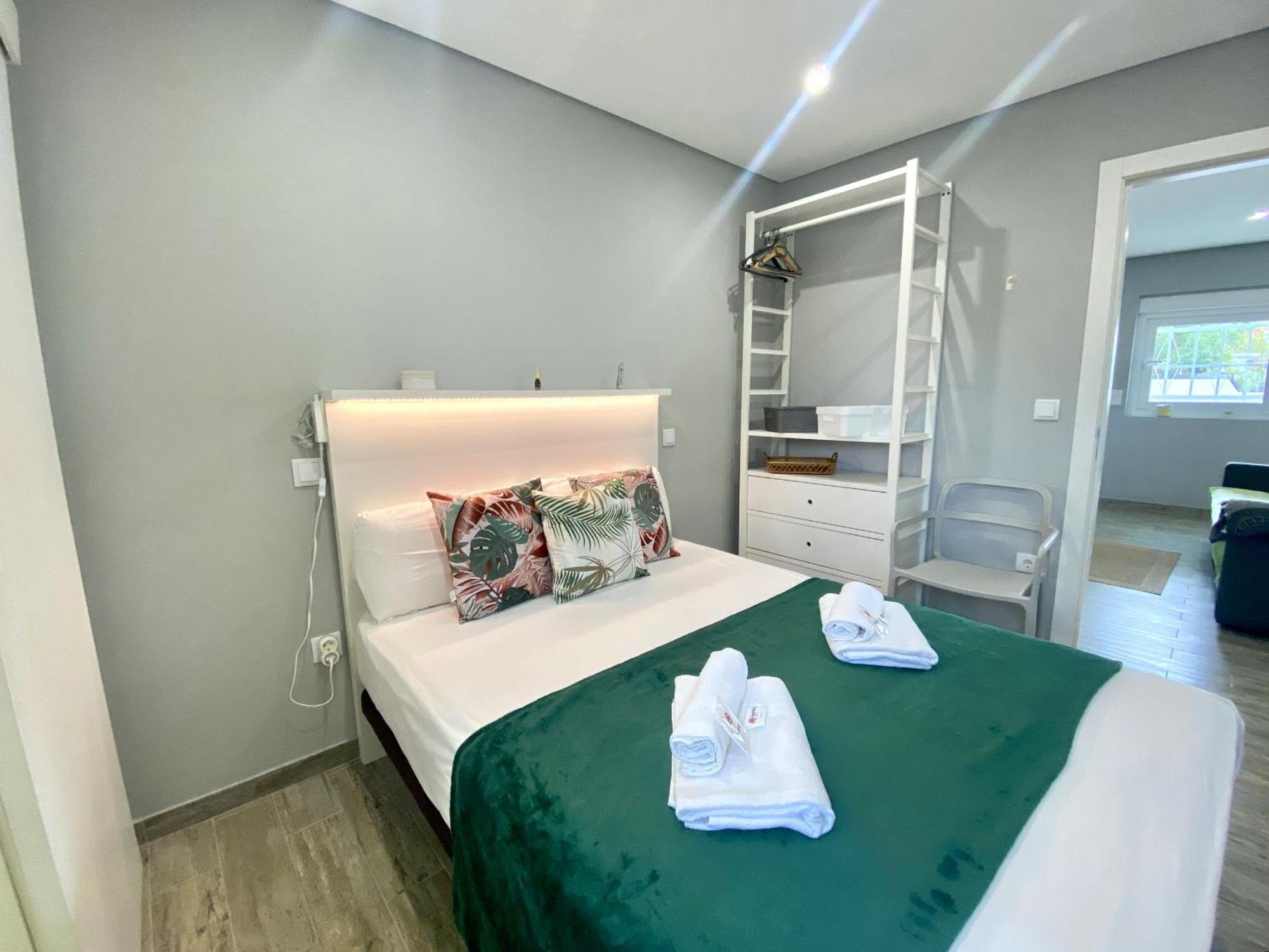 Apartment Stylish 2 By Homing Quarteira