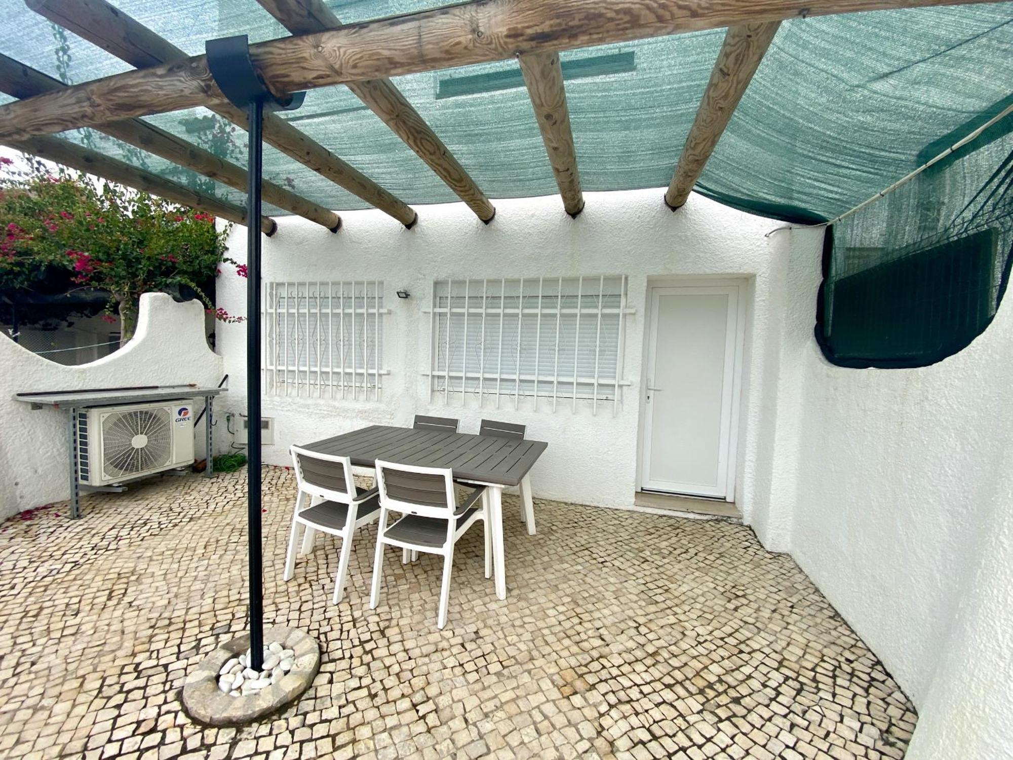 Apartment Stylish 2 By Homing Quarteira